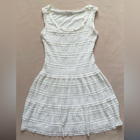 Max Studio Specialty Products White Ruffle Sleeveless Dress Size Medium - Picture 1 of 5